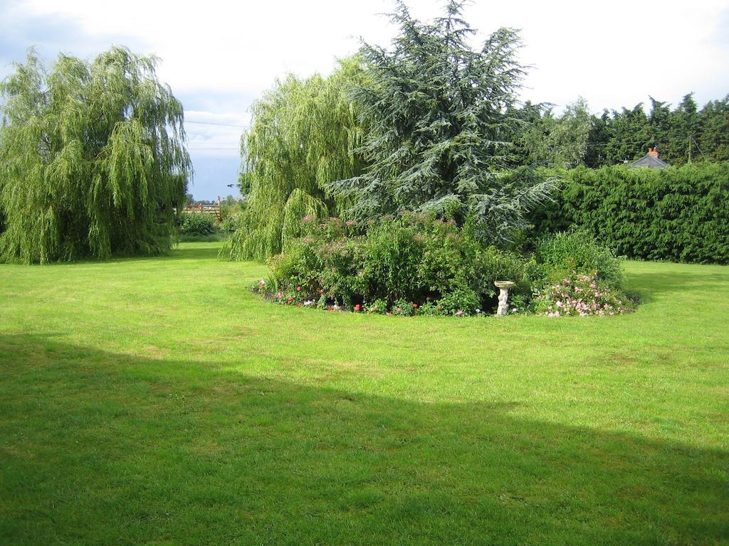 Wood Fen Lodge Littleport 外观 照片